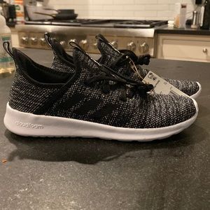 Adidas Sneakers - Cloudfoam Comfort